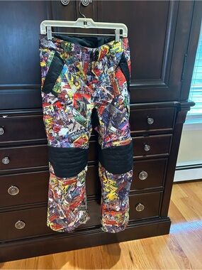 686 Kids Multicolor Transformers Comic-Print Snow Pants with Black Accents